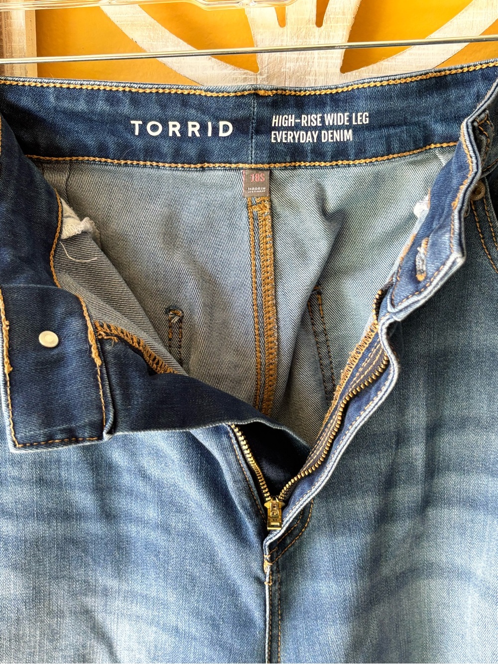 Torrid High Rise Wide Leg Everyday Jeans Size 18 Short Blue Plus Size Denim - Picture 9 of 11